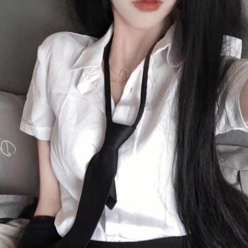 她和她的小鬼们